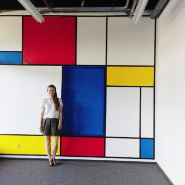 1 MARTA BORSODI ARCHITECTPAINTER PAINTER ARTIST GRAPHICS WALL GRAPHICS MONDRIAN ARTYSTA MALOWANIE ŚCIAN GRAFIKA ŚCIENNA PAINTER